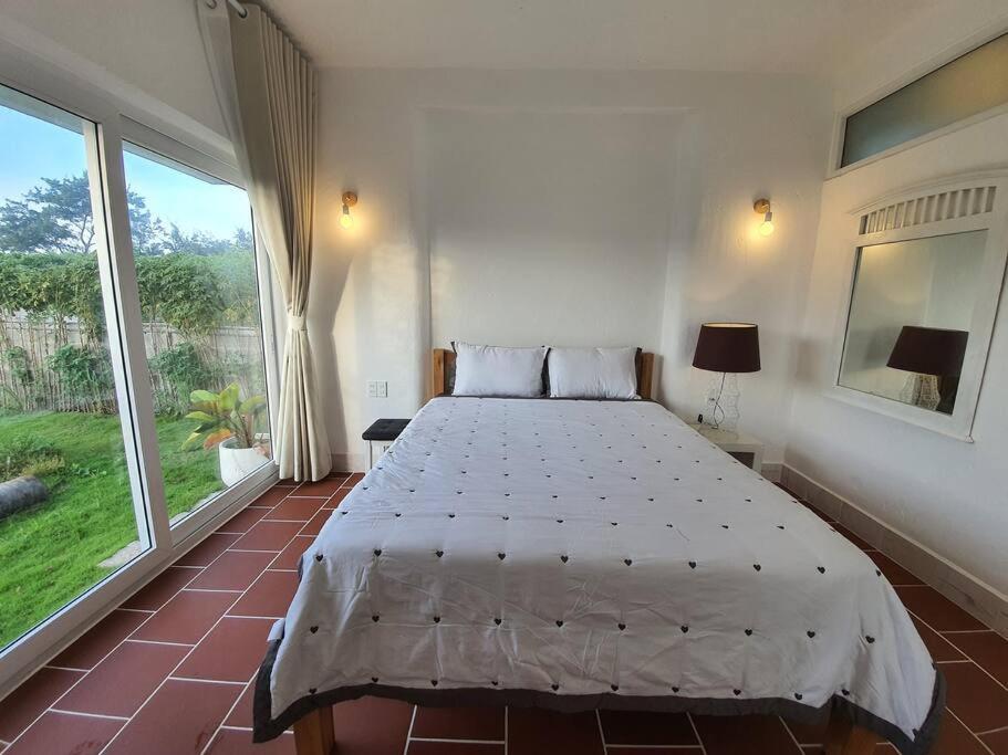Ho Lan Retreat, Villa Mat Bien Danh Cho 8 Nguoi. Pho Tri Luaran gambar