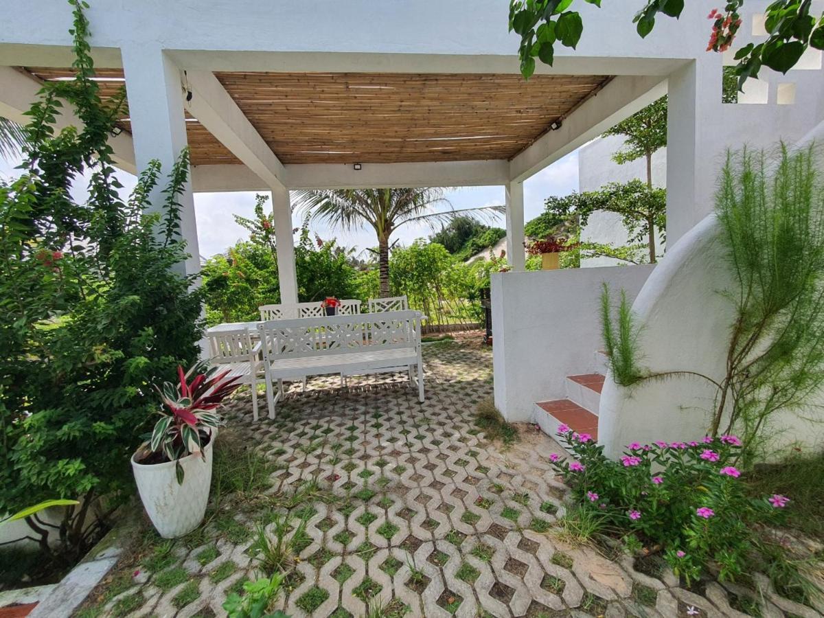 Ho Lan Retreat, Villa Mat Bien Danh Cho 8 Nguoi. Pho Tri Luaran gambar